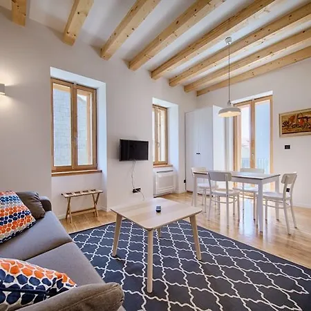 Glorija Apartment Komiža